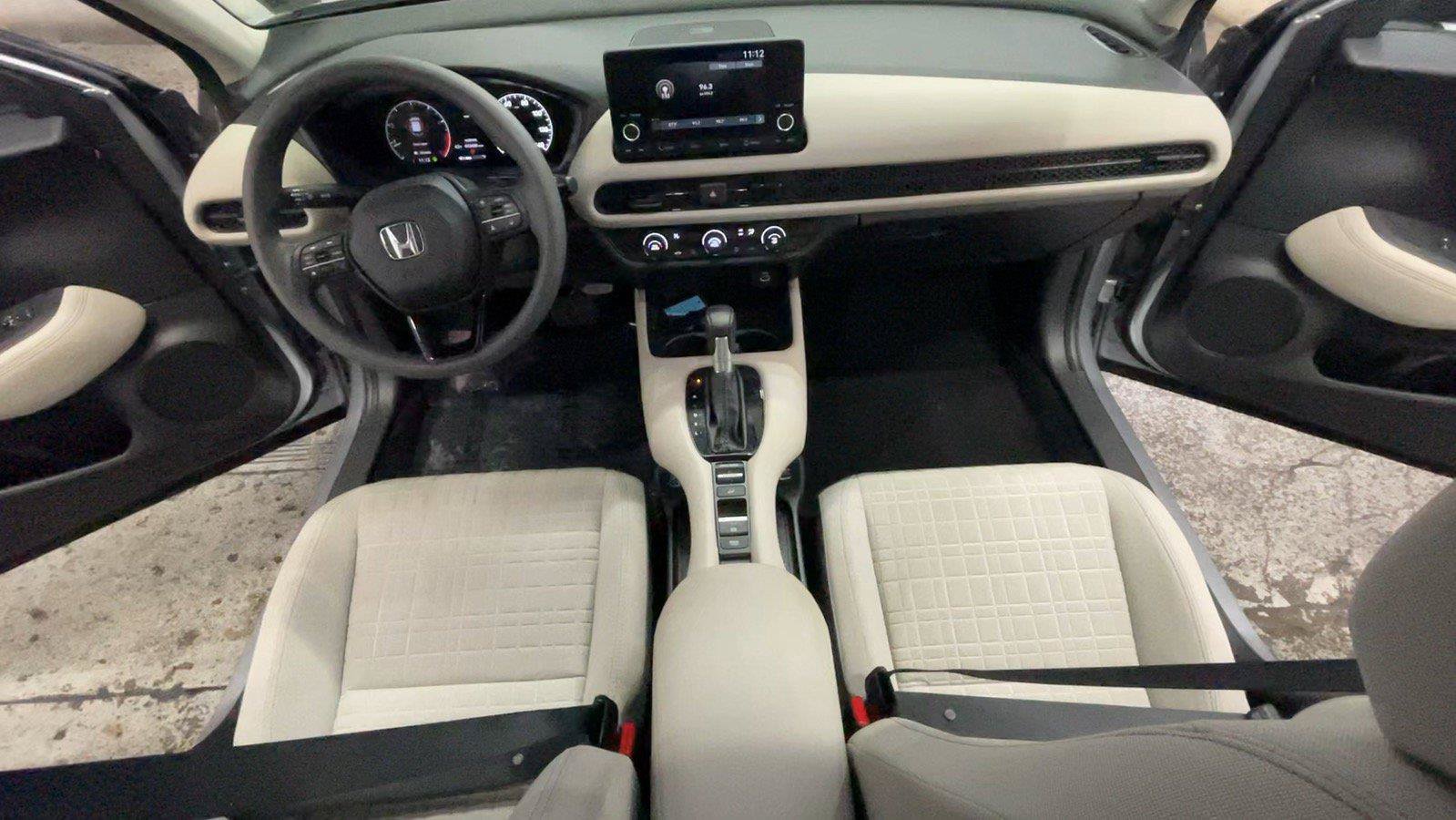 Used 2023 Honda HR-V LX image 30