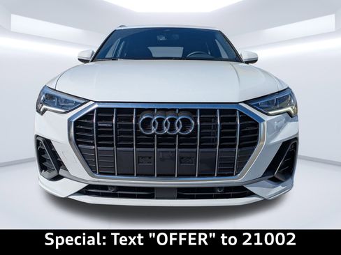Used 2025 Audi Q3 2.0T Premium w/ Convenience Package image 8