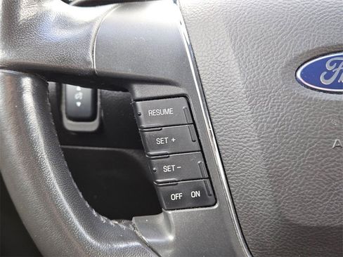 Used 2011 Ford Taurus Limited image 15