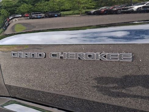 Used 2018 Jeep Grand Cherokee High Altitude AWD/4WD image 32