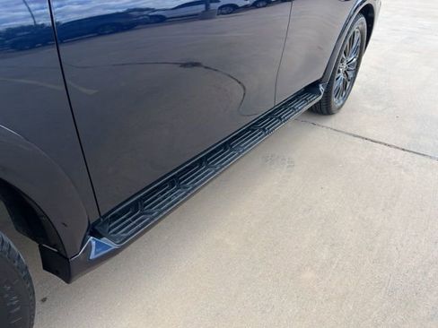 Used 2022 INFINITI QX80 Sensory w/ Cargo Package image 10