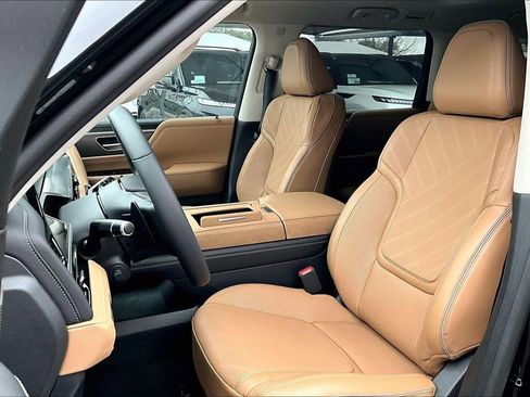 New 2026 INFINITI QX80 Luxe w/ Cargo Package AWD/4WD image 11