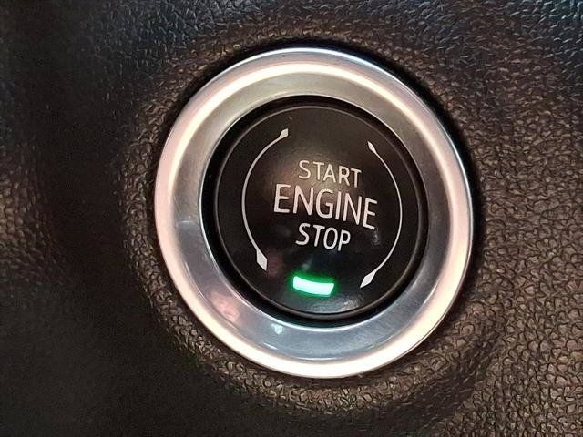 Used 2025 Chevrolet Silverado 1500 Custom AWD/4WD image 25