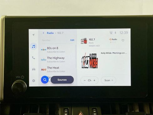 Used 2024 Toyota RAV4 Adventure image 14