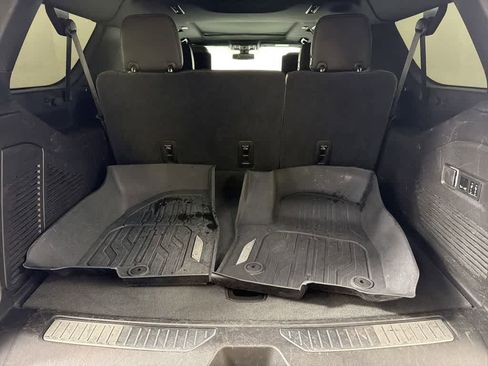 Used 2021 GMC Yukon XL AT4 w/ Rear Media and Nav Package image 20