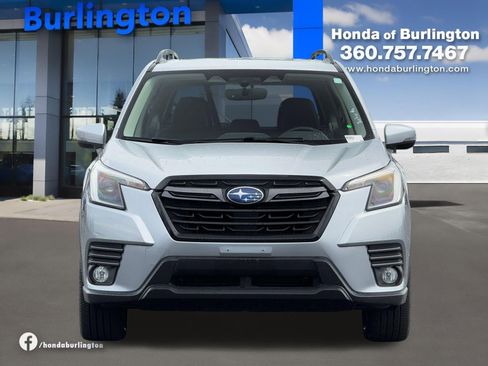 Used 2023 Subaru Forester Limited AWD/4WD image 10
