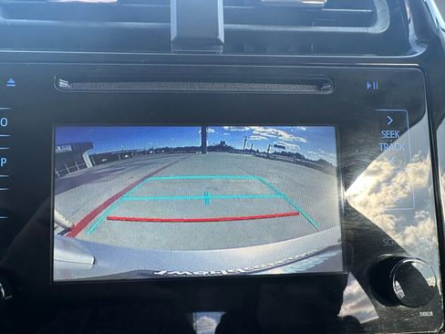 Used 2016 Toyota Prius Two image 28