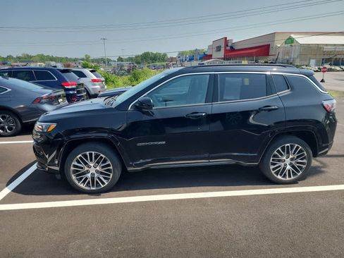 Used 2024 Jeep Compass Limited w/ Elite Group AWD/4WD image 7
