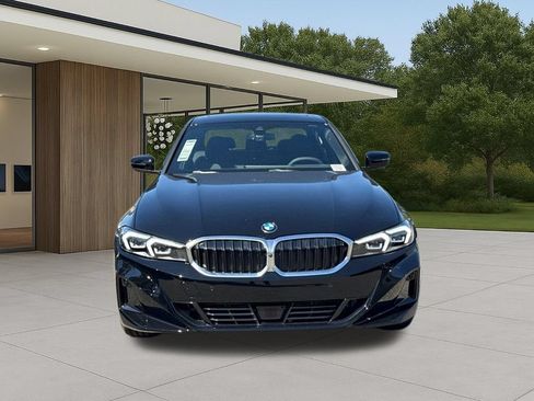 New 2026 BMW 330i Sedan w/ Premium Package RWD image 4