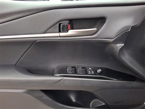 Certified 2025 Toyota Camry SE w/ Convenience Package image 12