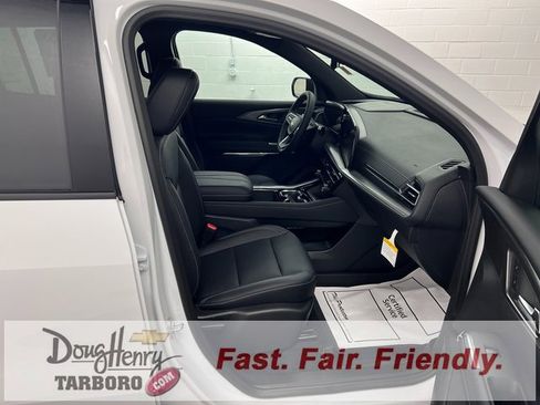 New 2026 Chevrolet Traverse LT w/ Driver Confidence Package image 45