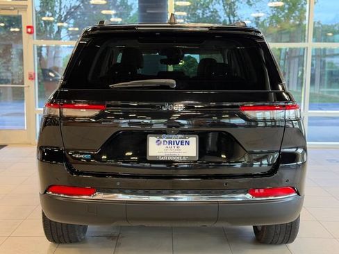 Used 2023 Jeep Grand Cherokee 4WD 4xe image 10