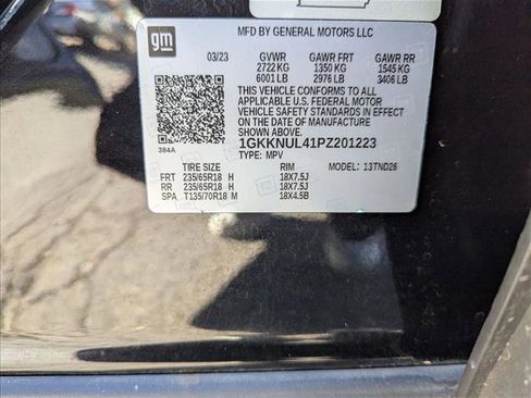 Used 2023 GMC Acadia SLT image 25