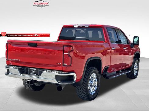 Used 2024 Chevrolet Silverado 2500 LTZ w/ LTZ Premium Package AWD/4WD image 2