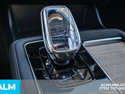 Used 2025 Volvo XC90 B6 Plus image 49