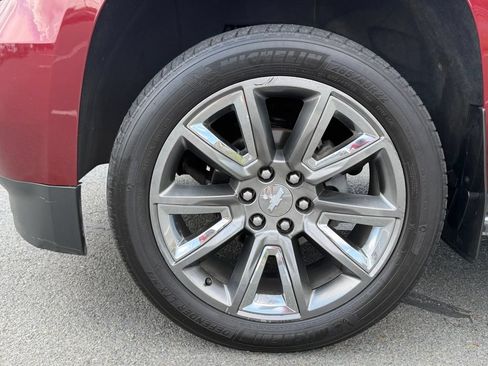 Used 2018 Chevrolet Tahoe Premier AWD/4WD image 11