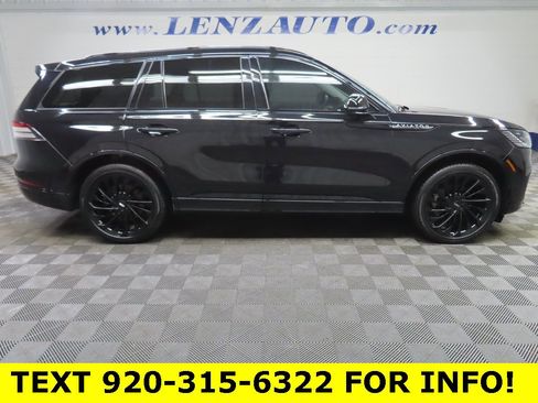 Used 2025 Lincoln Aviator Reserve w/ Equipment Group 201A image 2