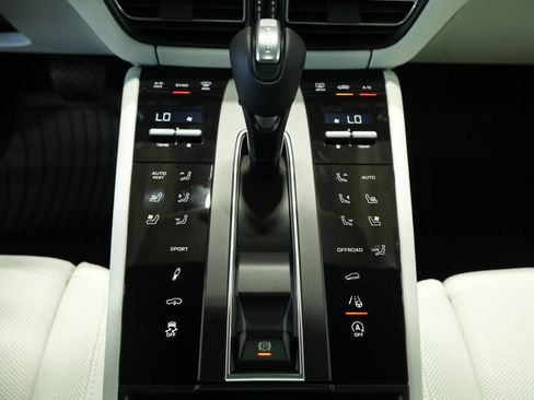 New 2026 Porsche Macan S AWD/4WD image 23