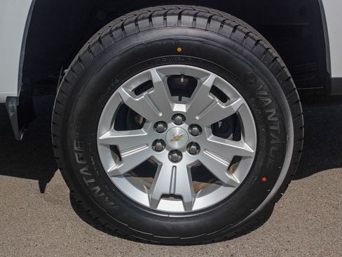 Used 2019 Chevrolet Colorado LT w/ LT Convenience Package image 11