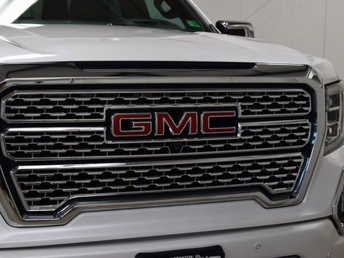 Used 2021 GMC Sierra 1500 Denali w/ Denali Ultimate Package image 11