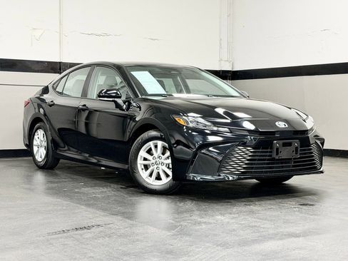 Used 2026 Toyota Camry LE FWD image 2