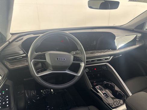 Certified 2025 Audi Q5 Premium Plus w/ Premium Plus image 16