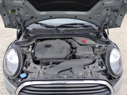 Used 2021 MINI Cooper 4-Door Hardtop image 24