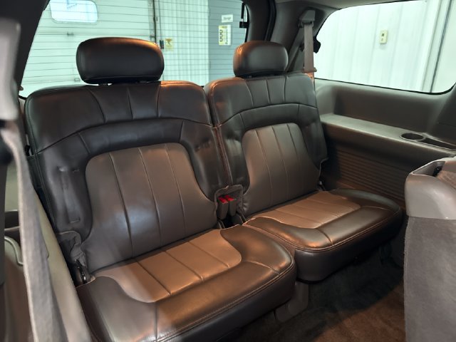 Used 2004 GMC Envoy XL SLT w/ 1SD Preferred Equipment Group AWD/4WD image 33