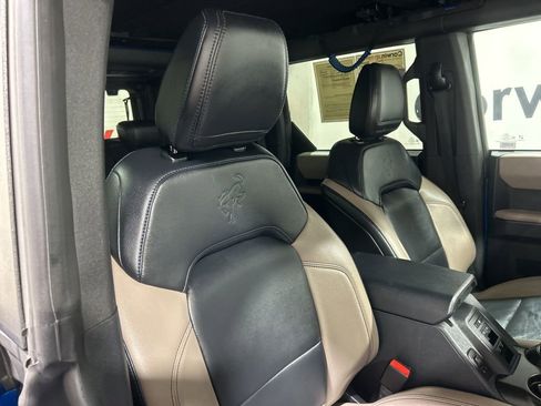 Used 2022 Ford Bronco Wildtrak AWD/4WD image 14