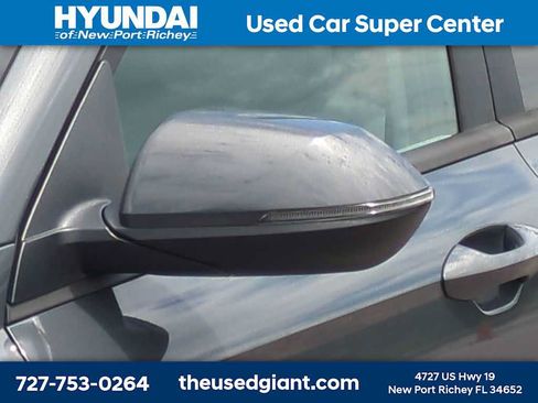 Used 2025 Hyundai Kona SEL FWD image 11