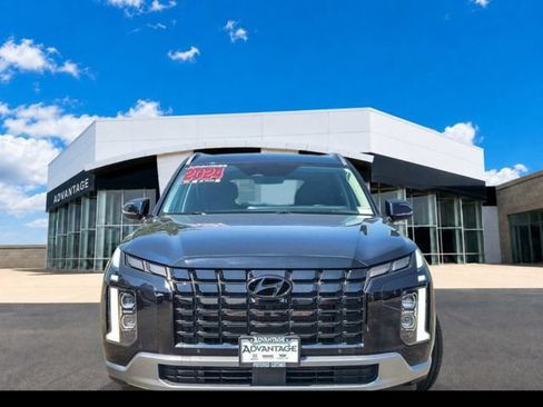 Used 2024 Hyundai Palisade Limited AWD/4WD image 5