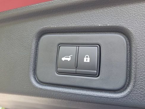 New 2026 Nissan Pathfinder SV FWD image 12