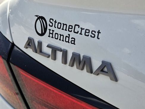 Used 2025 Nissan Altima 2.5 SV image 30