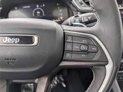 Used 2023 Jeep Grand Cherokee 4WD 4xe image 26