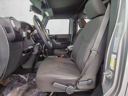 Used 2017 Jeep Wrangler Unlimited Sport w/ Quick Order Package 24S AWD/4WD image 15