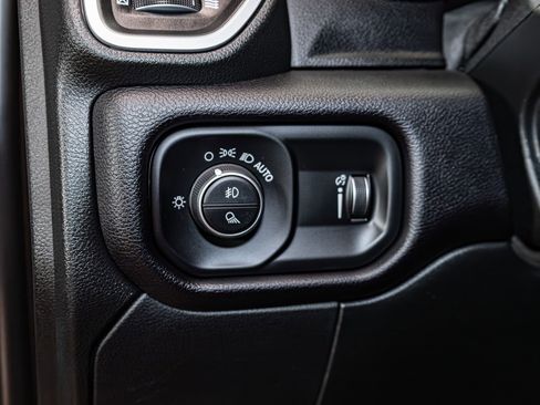 Used 2021 RAM 2500 Big Horn w/ Night Edition image 19