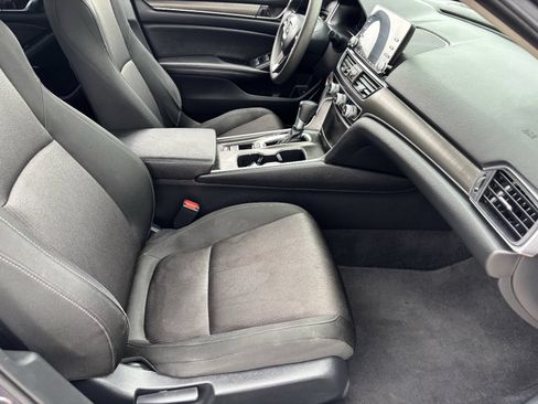 Used 2020 Honda Accord LX image 12