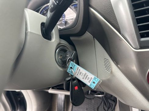 Used 2010 Subaru Forester 2.5X Limited image 20