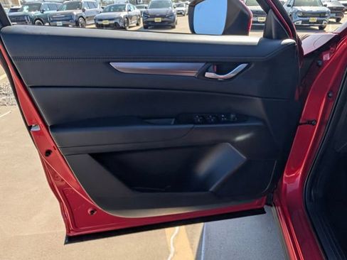 Certified 2025 MAZDA CX-5 AWD 2.5 S w/ Select Package image 18