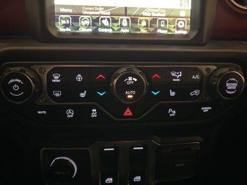 Used 2023 Jeep Wrangler Rubicon w/ LED Lighting Group image 20