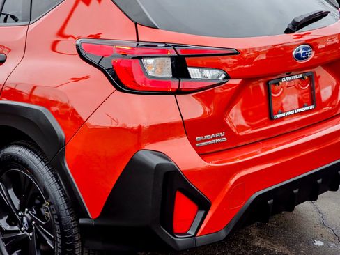 Used 2024 Subaru Crosstrek 2.0i image 17