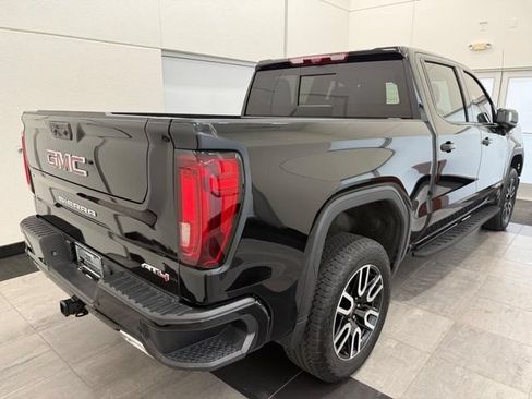 Used 2024 GMC Sierra 1500 AT4 w/ Technology Package AWD/4WD image 2