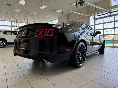 Used 2013 Ford Mustang GT image 51