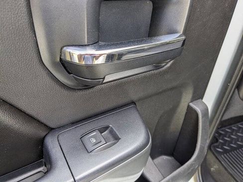 Used 2015 Chevrolet Silverado 2500 LT image 24