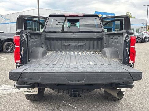 Used 2024 Chevrolet Silverado 2500 ZR2 w/ ZR2 Bison Edition AWD/4WD image 13