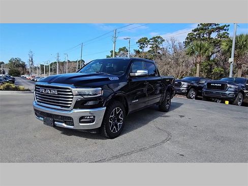 Used 2025 RAM 1500 Laramie image 41