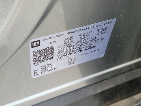 Used 2025 Chevrolet Equinox LT image 26