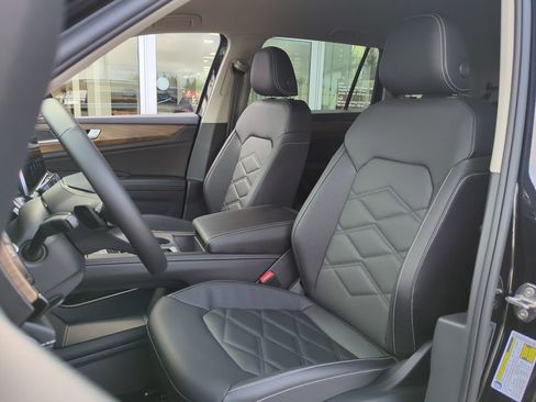 New 2026 Volkswagen Atlas SE image 25