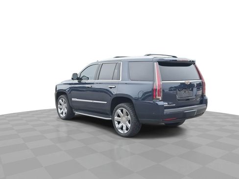 Certified 2019 Cadillac Escalade Luxury RWD image 6