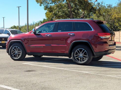Used 2018 Jeep Grand Cherokee Limited image 6